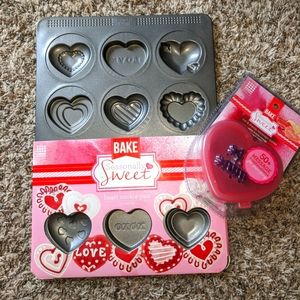 NEW! Bakeware (Vday Designs for Cookies)